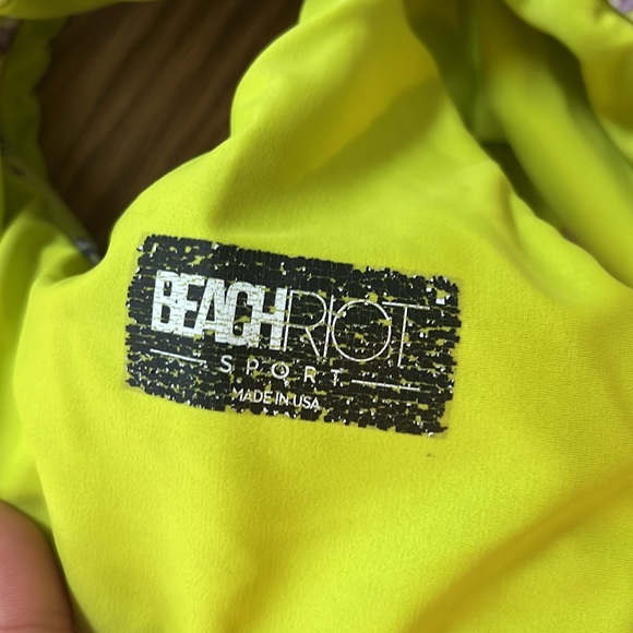 Beach Riot Sports Bra - Picture 3 of 3